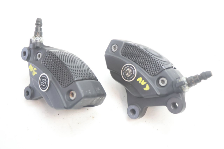 photo de FRONT BRAKE CALIPER HARLEY DAVIDSON ROAD GLIDE FLTRXSE 1920 (2018 - 2022) - Product overview