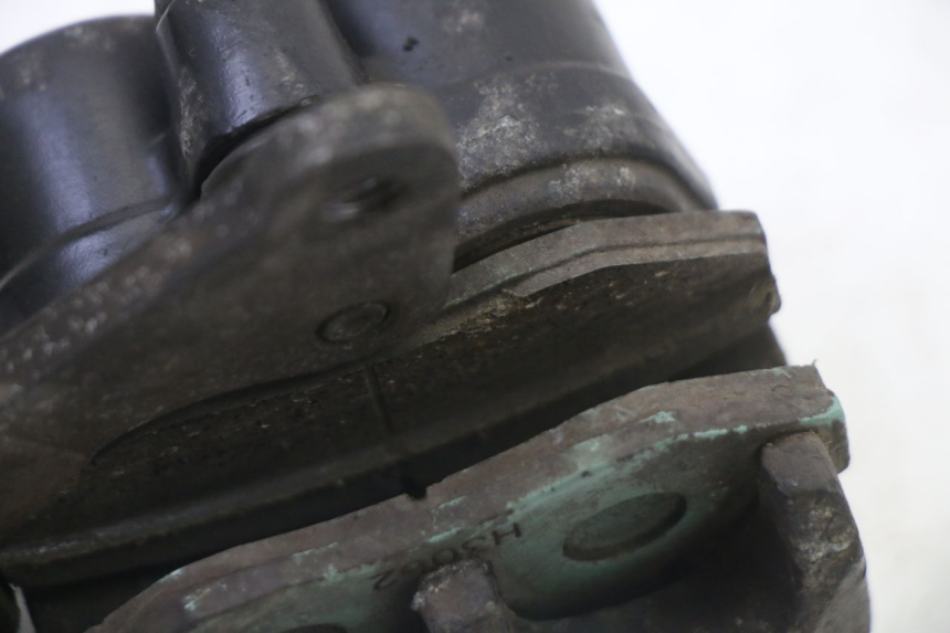 photo de FRONT BRAKE CALIPER GILERA RUNNER SL 50 (2006 - 2009) - Fixing points details