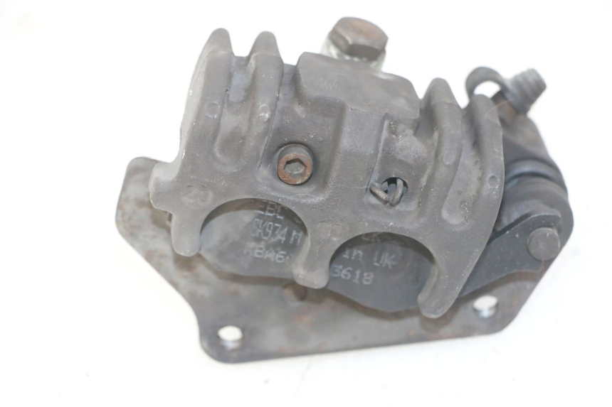 photo de FRONT BRAKE CALIPER PEUGEOT SATELIS COMPRESSOR K15 125 (2006 - 2009) - Alternative perspective