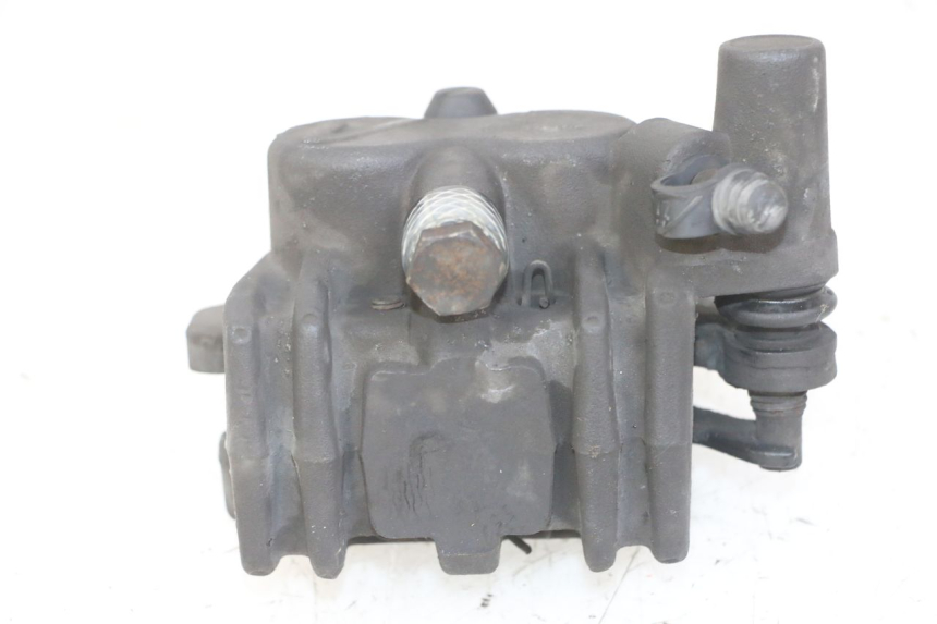 photo de FRONT BRAKE CALIPER PEUGEOT SATELIS COMPRESSOR K15 125 (2006 - 2009) - Technical close-up