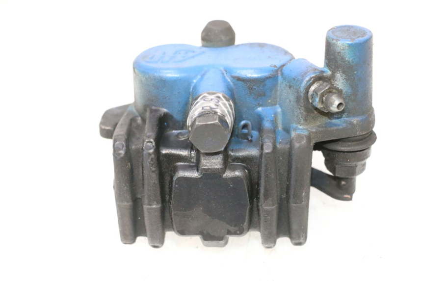 photo de FRONT BRAKE CALIPER PEUGEOT SATELIS COMPRESSOR K15 125 (2006 - 2009) - Fixing points details