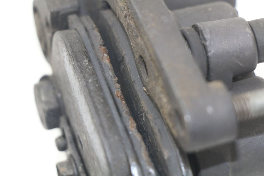 photo de FRONT BRAKE CALIPER APRILIA SCARABEO GT 125 (1999 - 2007) - Zoom on usage condition