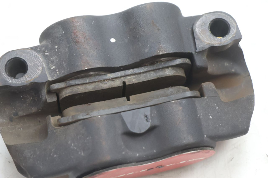 photo de FRONT BRAKE CALIPER CAN-AM SPYDER RS 1000 (2008 - 2012) - Checked used part