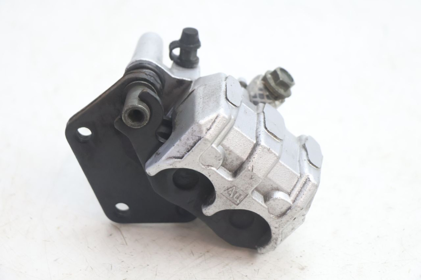 photo de FRONT BRAKE CALIPER RAZZO STEED 125 (2012 - 2018) - Alternative perspective