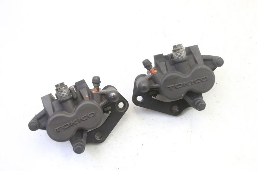 photo de FRONT BRAKE CALIPER SUZUKI SV S 650 (2003 - 2009) - Main view