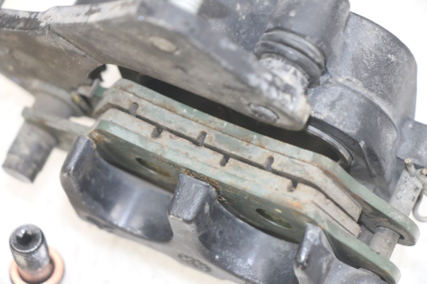 photo de FRONT BRAKE CALIPER APRILIA SXR 50 (2021 - 2023) - Zoom on usage condition