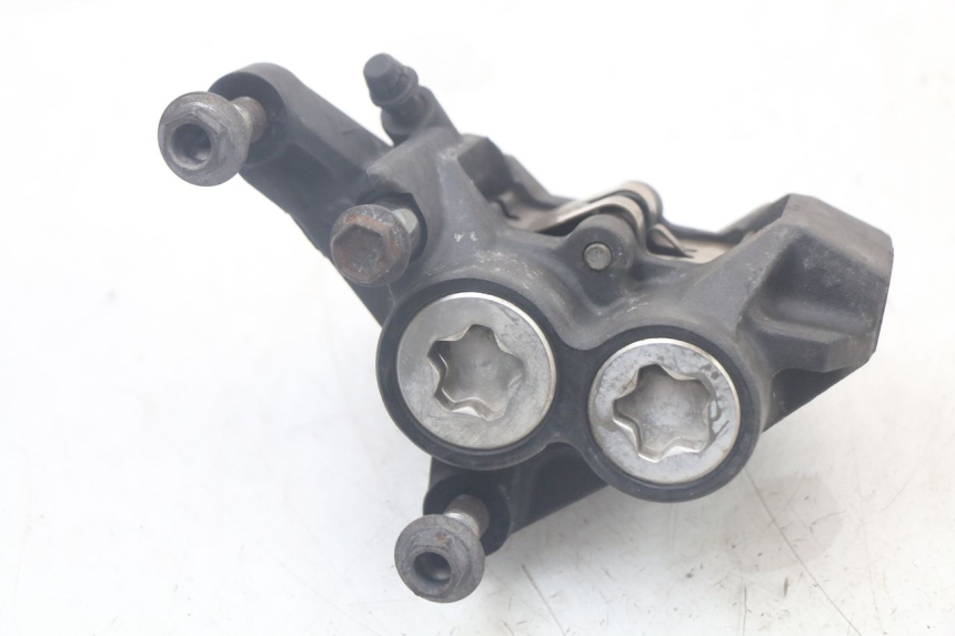 photo de FRONT BRAKE CALIPER YAMAHA TDM ABS 900 (2002 - 2014) - Surface and material condition