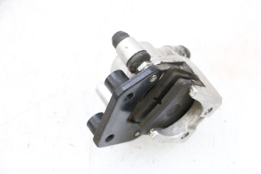 photo de FRONT BRAKE CALIPER NECO TEMPO 4T 50 (2022 - 2026) - Zoom on usage condition