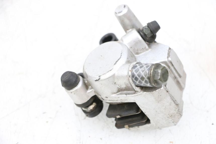 photo de FRONT BRAKE CALIPER NECO TEMPO 4T 50 (2022 - 2026) - Fixing points details