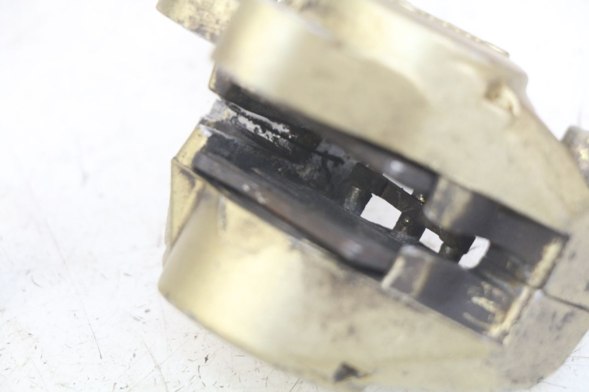 photo de FRONT BRAKE CALIPER PIAGGIO TYPHOON 50 (1993 - 1999) - Zoom on usage condition