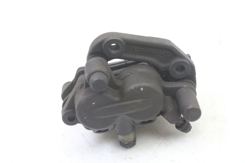 photo de FRONT BRAKE CALIPER SUZUKI UH BURGMAN 125 (2002 - 2006) - Technical close-up