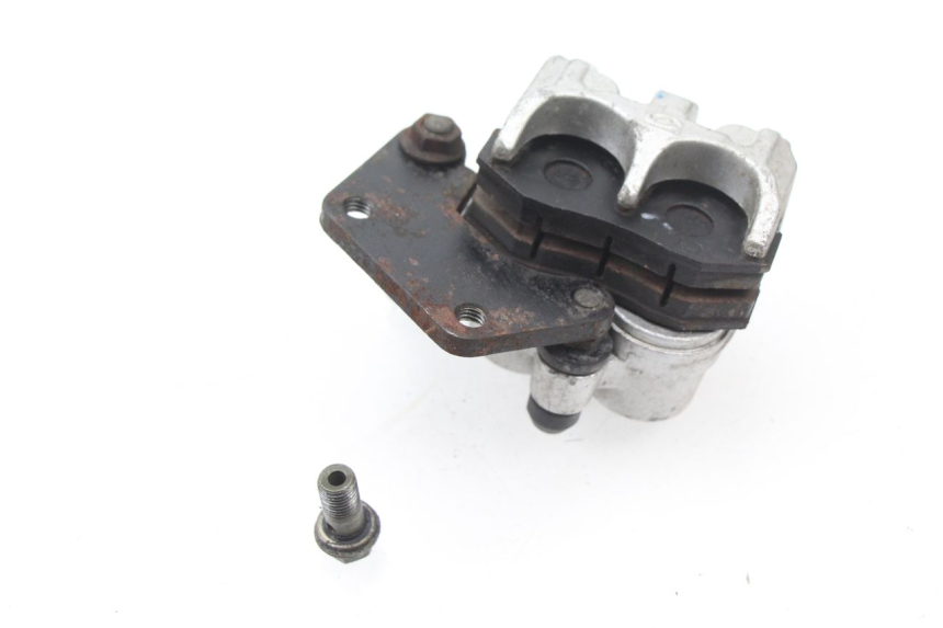 photo de FRONT BRAKE CALIPER REVATTO URBA GT 125 (2007 - 2017) - Zoom on usage condition