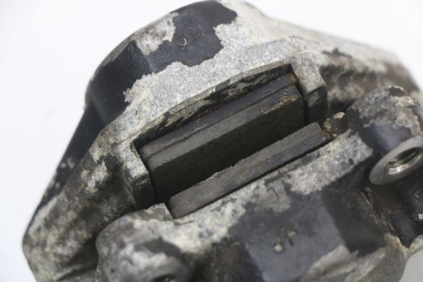 photo de FRONT BRAKE CALIPER PIAGGIO VESPA LX 2T 50 (2005 - 2013) - Fixing points details