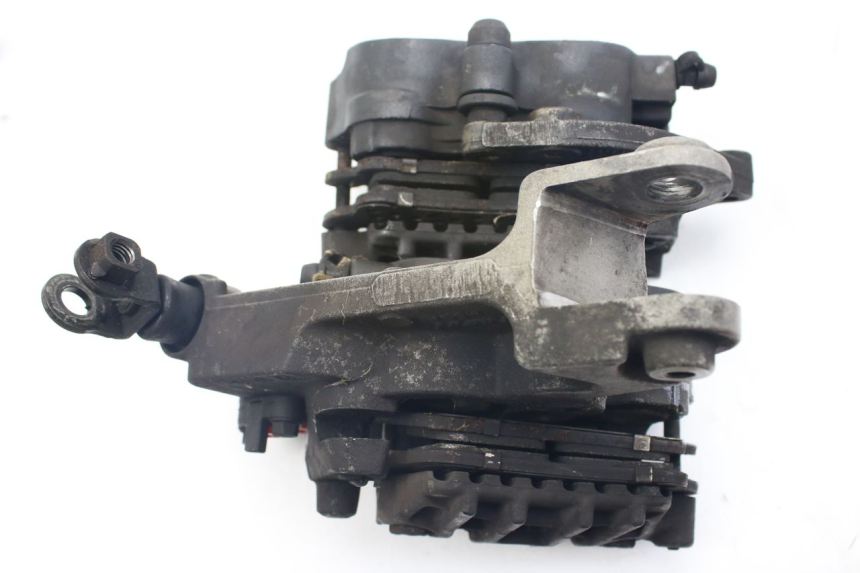 photo de FRONT BRAKE CALIPER HONDA VFR FI RC46 800 (1998 - 2001) - Zoom on usage condition