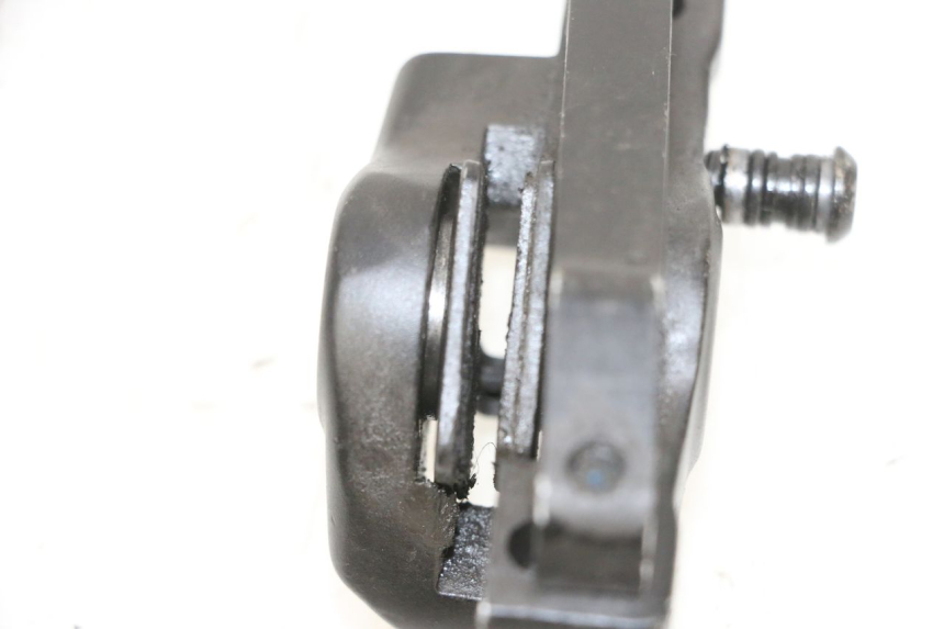 photo de FRONT BRAKE CALIPER DUALTRON VICTOR LIMITED 1 - Zoom on usage condition