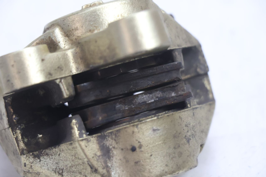 photo de FRONT BRAKE CALIPER PEUGEOT VIVACITY 50 (1998 - 2003) - Fixing points details