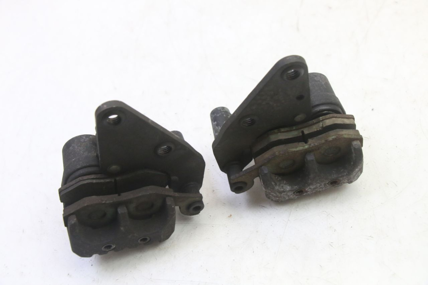 photo de FRONT BRAKE CALIPER PIAGGIO X9 EVOLUTION 125 (2003 - 2007) - Additional view of the item