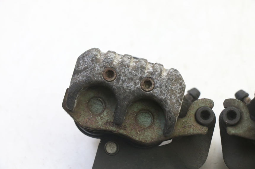 photo de FRONT BRAKE CALIPER PIAGGIO X9 EVOLUTION 125 (2003 - 2007) - Surface and material condition