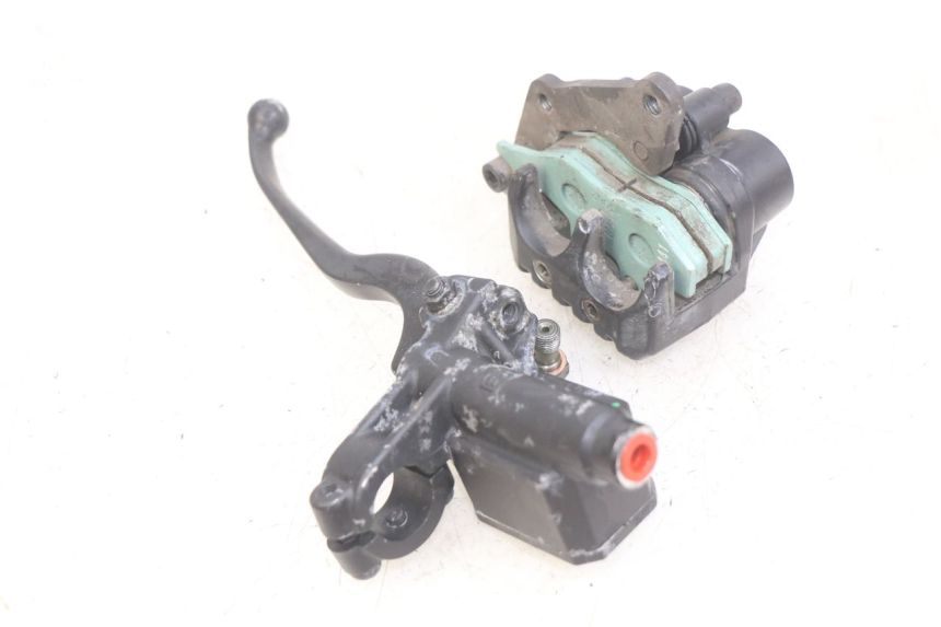 photo de FRONT BRAKE CALIPER PIAGGIO XEVO - X EVO 125 (2007 - 2017) - Component detail
