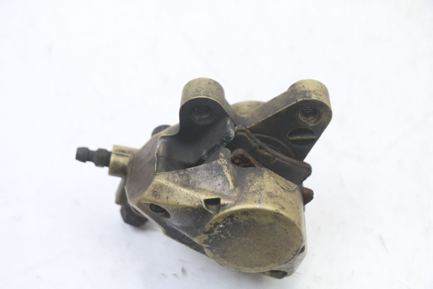 photo de FRONT BRAKE CALIPER YAMAHA AEROX 50 (1997 - 2006) - Fixing points details