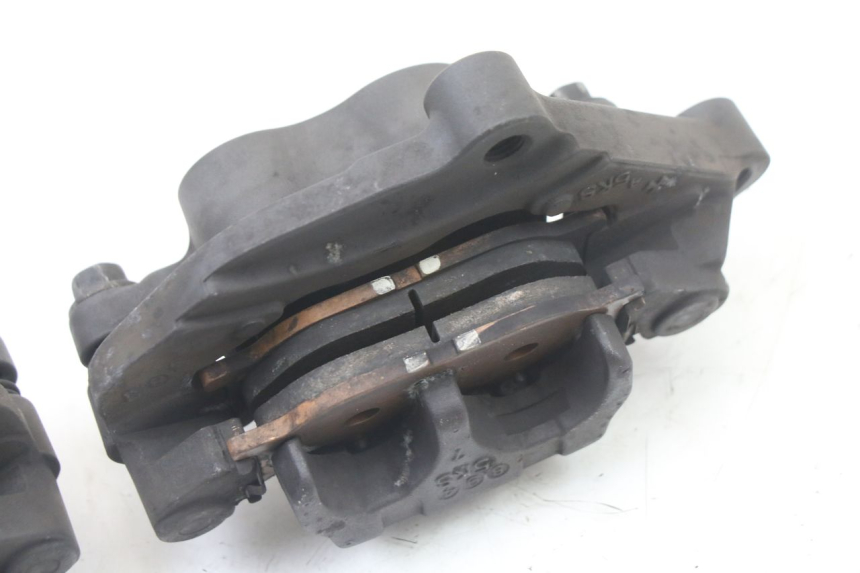 photo de FRONT BRAKE CALIPER YAMAHA XJ6 600 (2008 - 2016) - Supplementary product photo