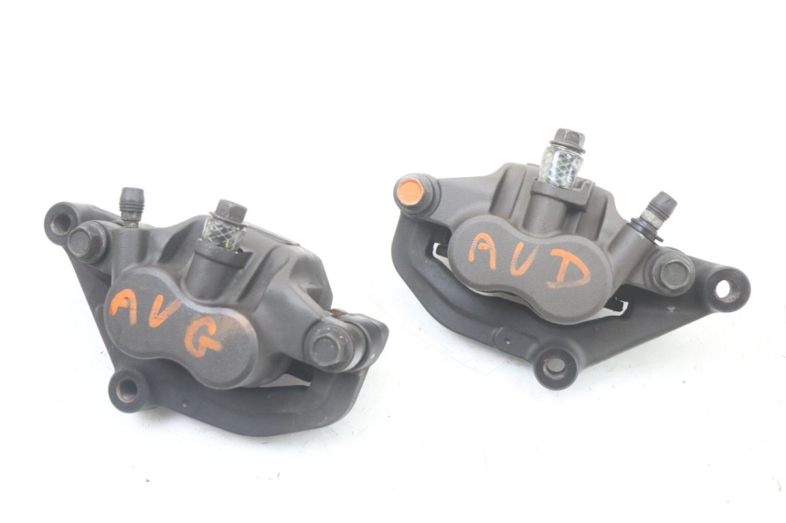 photo de FRONT BRAKE CALIPER YAMAHA XJ6 ABS 600 (2008 - 2016) - Component detail