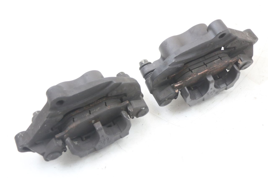 photo de FRONT BRAKE CALIPER YAMAHA XJ6 ABS 600 (2008 - 2016) - Markings and original references