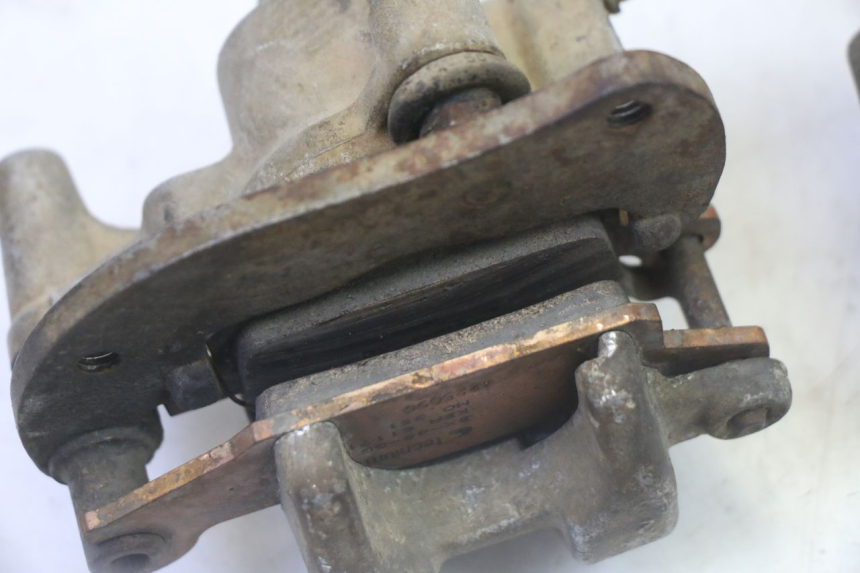 photo de FRONT BRAKE CALIPER YAMAHA YFM GRIZZLY 550 (2008 - 2015) - Surface and material condition