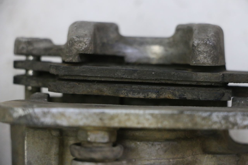 photo de FRONT BRAKE CALIPER YAMAHA YFM R RAPTOR 250 (2008 - 2014) - Fixing points details