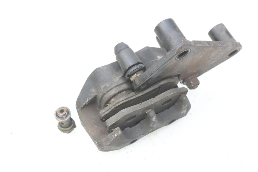 photo de FRONT BRAKE CALIPER YAMASAKI YM T 125 (2015 - 2020) - Alternative perspective