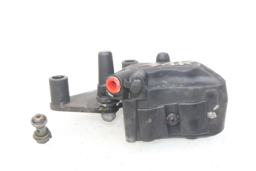 photo de FRONT BRAKE CALIPER YAMASAKI YM T 125 (2015 - 2020) - Fixing points details
