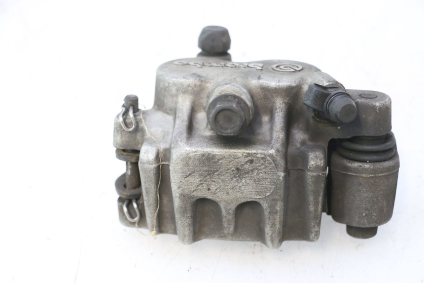 photo de FRONT BRAKE CALIPER YAMAHA YP MAJESTY 125 (1998 - 2001) - Fixing points details