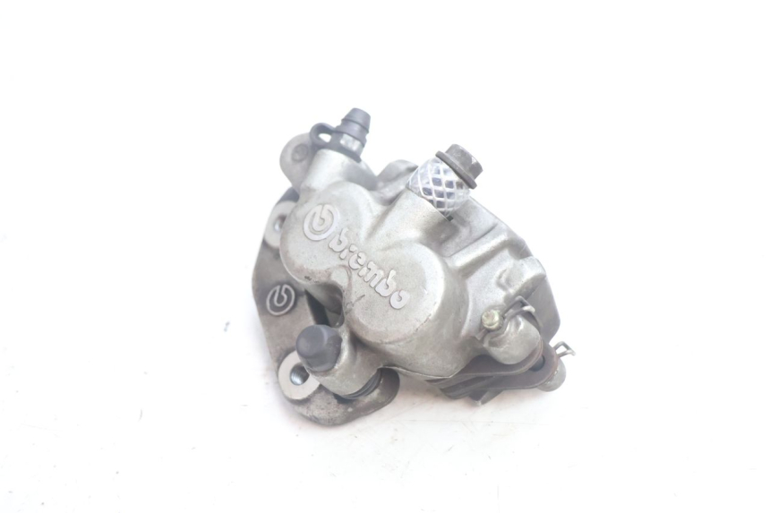 photo de FRONT BRAKE CALIPER YAMAHA YP MAJESTY 125 (2002 - 2006) - Component detail