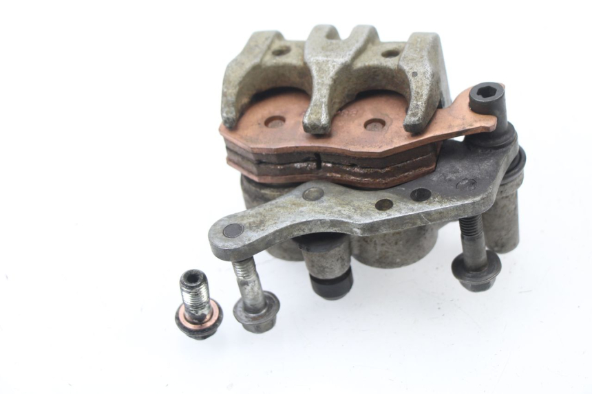 photo de FRONT BRAKE CALIPER YAMAHA YZ 125 (1994 - 1997) - Alternative perspective