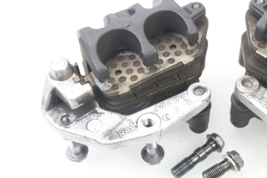 photo de FRONT BRAKE CALIPER KAWASAKI Z ABS 750 (2007 - 2013) - Zoom on usage condition