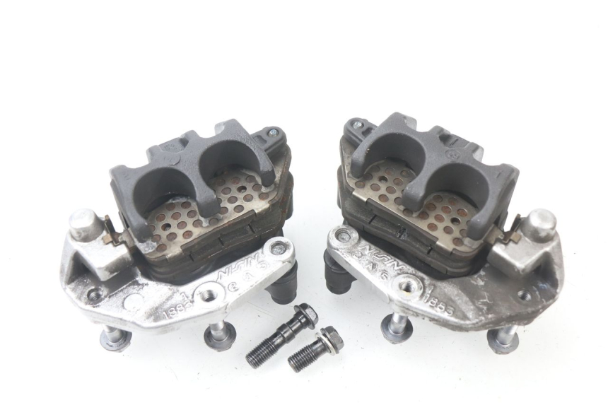 photo de FRONT BRAKE CALIPER KAWASAKI Z ABS 750 (2007 - 2013) - Technical close-up