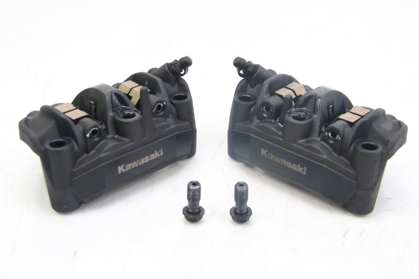 photo de FRONT BRAKE CALIPER KAWASAKI Z ABS 1000 (2014 - 2020) - Main view