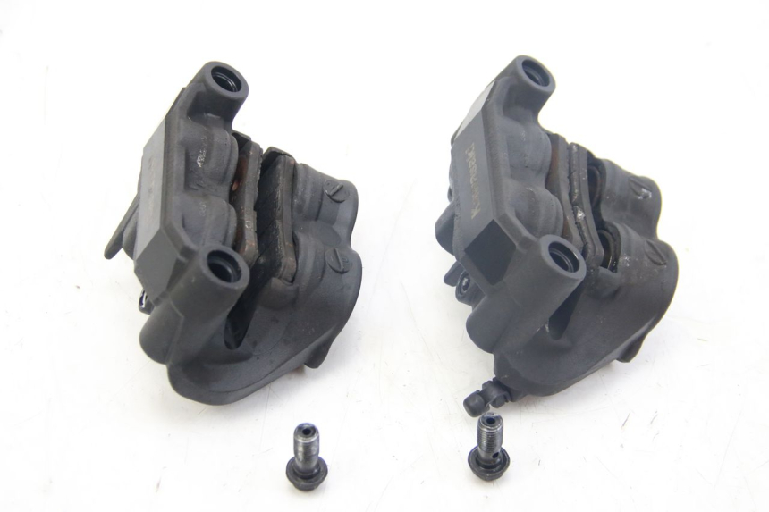photo de FRONT BRAKE CALIPER KAWASAKI Z ABS 1000 (2014 - 2020) - Technical close-up