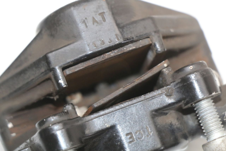 photo de FRONT BRAKE CALIPER PIAGGIO ZIP 2T 50 (2009 - 2019) - Fixing points details