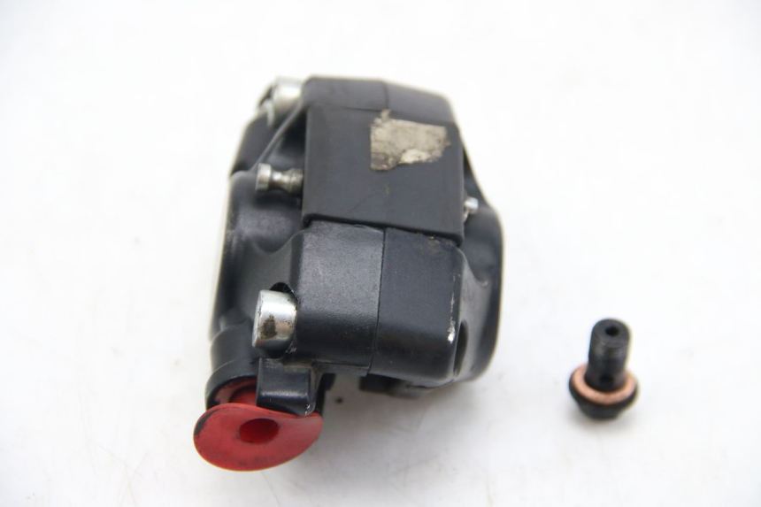 photo de FRONT BRAKE CALIPER PIAGGIO ZIP 4T 50 (2018 - 2020) - Zoom on usage condition