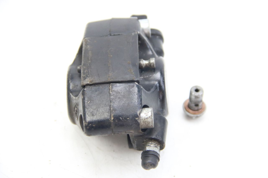 photo de FRONT BRAKE CALIPER PIAGGIO ZIP 4T 50 (2018 - 2020) - Zoom on usage condition