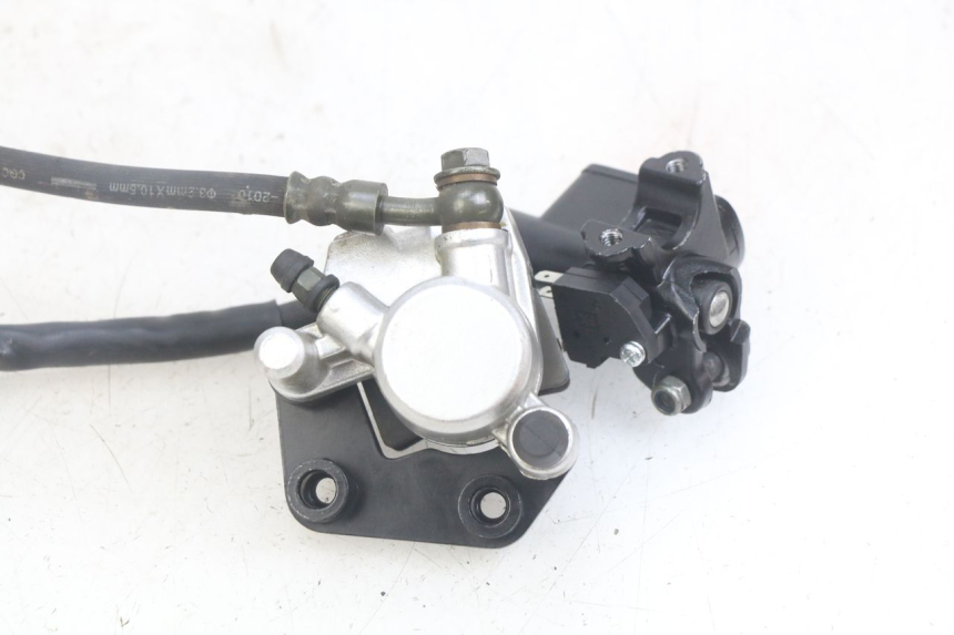 photo de FRONT BRAKE CALIPER UNIVERSAL BIKE ZN50QT-11B 50 (2018 - 2021) - Fixing points details