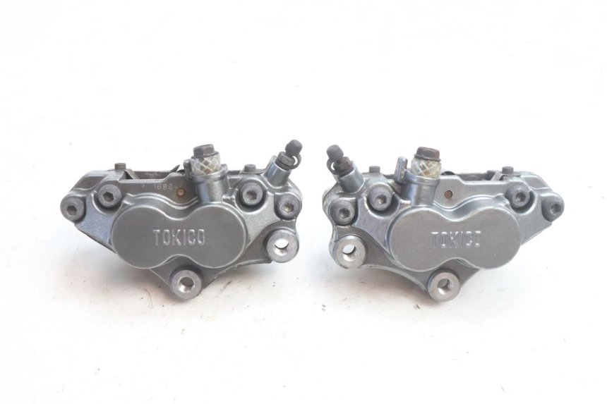 photo de FRONT BRAKE CALIPER KAWASAKI ZZR 600 (1995 - 2004) - Main view