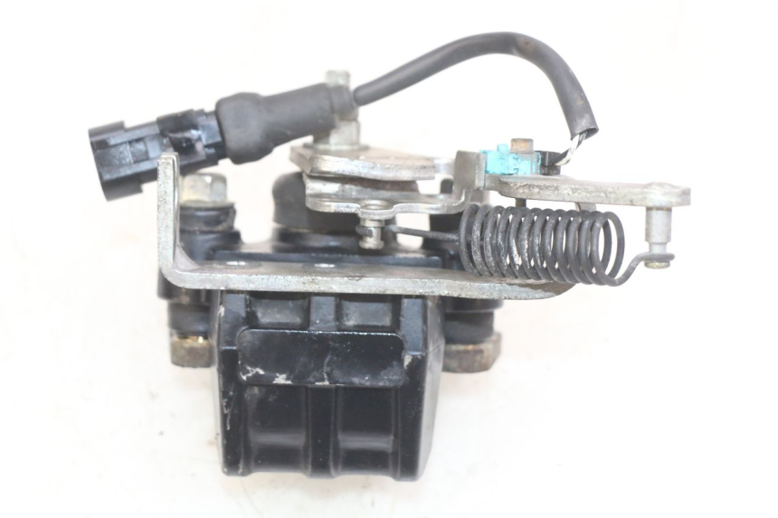 photo de BRAKE CALIPER ROLL LOCK PIAGGIO MP3 LT 400 (2007 - 2012) - Technical close-up