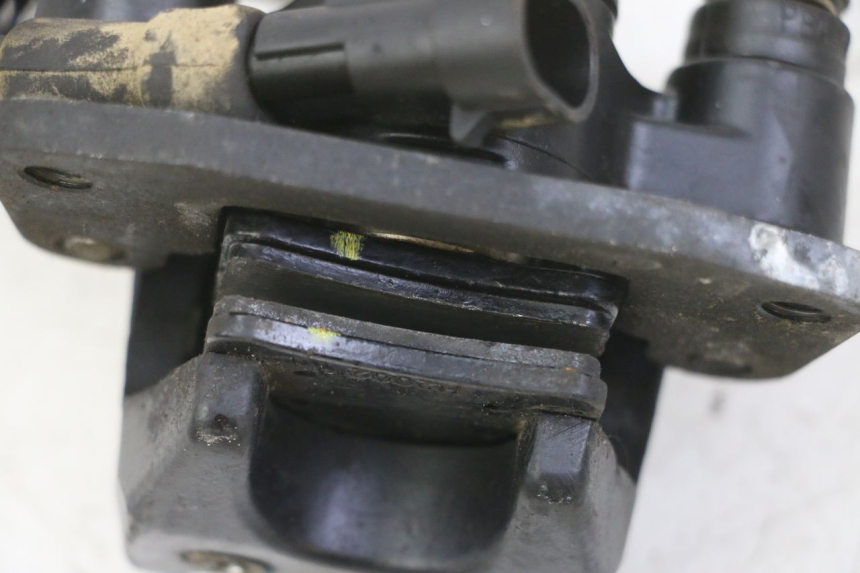 photo de ROLL LOCK CALIPER PIAGGIO MP3 LT 300 (2010 - 2016) - Alternative perspective