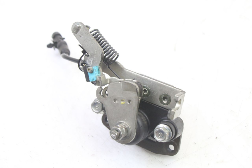 photo de BRAKE CALIPER ROLL LOCK PIAGGIO MP3 500 (2011 - 2015) - Main view