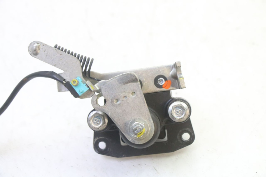 photo de BRAKE CALIPER ROLL LOCK PIAGGIO MP3 RL 250 (2006 - 2010) - Component detail