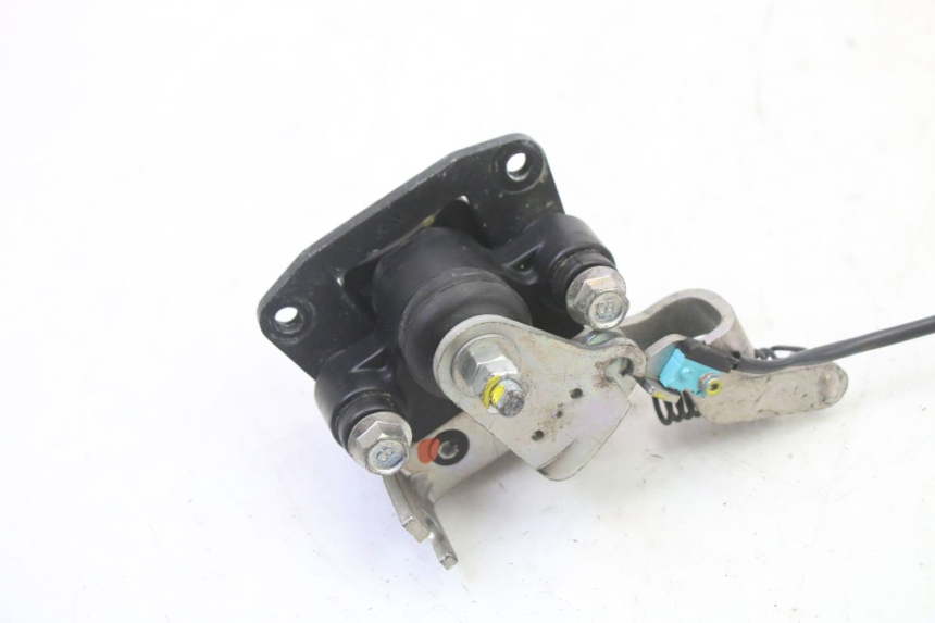 photo de BRAKE CALIPER ROLL LOCK PIAGGIO MP3 RL 250 (2006 - 2010) - Fixing points details