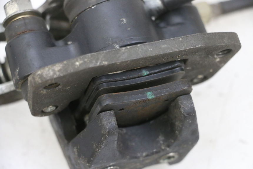 photo de BRAKE CALIPER ROLL LOCK PIAGGIO MP3 125 (2006 - 2014) - Zoom on usage condition