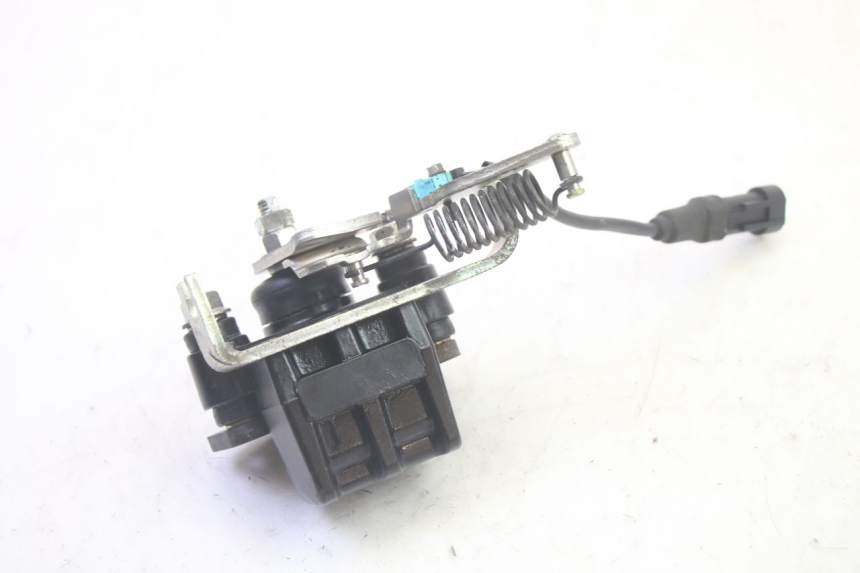 photo de BRAKE CALIPER ROLL LOCK PIAGGIO MP3 RL 250 (2006 - 2010) - Alternative perspective